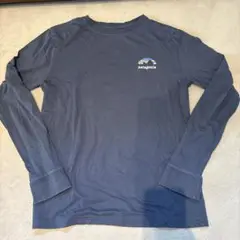patagonia ネイビー　長袖カットソー　キッズ　XL 薄いシミアリ