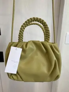 Item thumbnail for item 54b0b119-ef11-419e-ab38-c00f01d48903