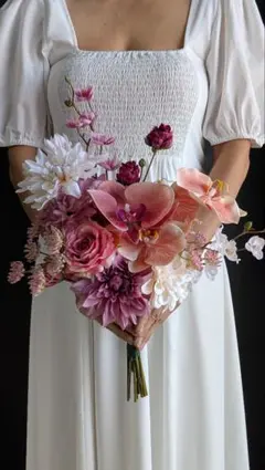 アーティフィシャルフラワー　ウエディングブーケ　クラッチブーケ　前撮り