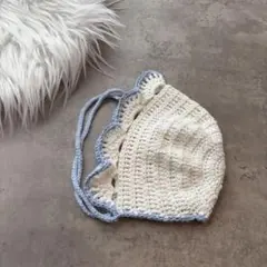 フリルボンネット