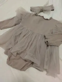 ☆値引き【韓国風ベビー服】チュール付きロンパース くすみピンク 80 ヘアバンド