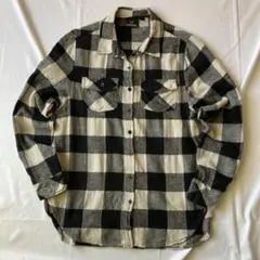 00s チェック ネルシャツ 黒 白 グランジ Y2K 平成 レトロ 古着