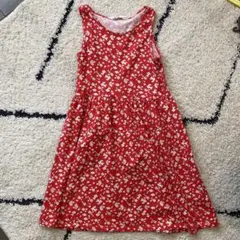 赤い花柄ノースリーブワンピース 134/140