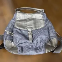 グレー ナイロンリュック フラップ付き