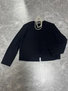 極美品セオリーリュクスのノーカラージャケット