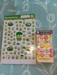 けろけろけろっぴシールとアクリルストラップセット