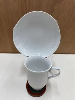 マイセン　波の戯れ　オーバルボウル&カップソーサー　セットで マイセン（Meissen） 波の戯れホワイト 000001／29411 サラダ