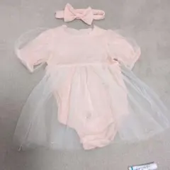 ピンクベビードレスとヘアバンド