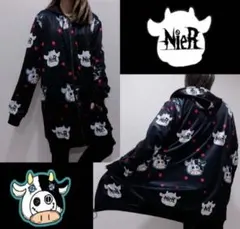 NieR clothing デカ牛柄ジップアップパーカー