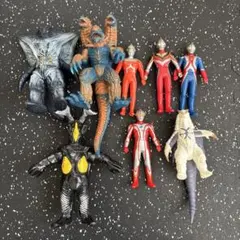 ウルトラマン、怪獣人形セット