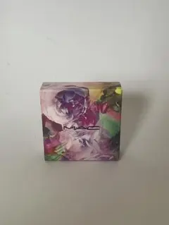 M.A.C エクストラ ディメンション スキンフィニッシュ フルール シュアのサムネイル