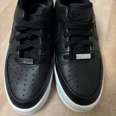 値下美品Nike Air Force 1 黒レザー スニーカー