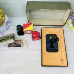 Item thumbnail for item 052881ad-4fe9-40cf-9b84-ea67b2b081e7