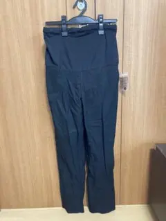 【再値下げ】新品未使用　ユニクロ マタニティパンツ 黒