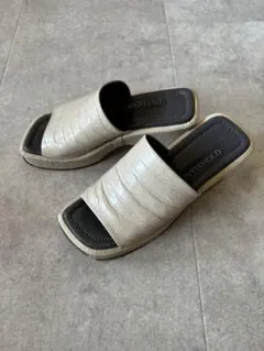 Item thumbnail for item a9d002a4-990c-40b7-b457-d967d62c40b1