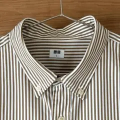 美品ユニクロUNIQLOボタンダウン長袖コットンシャツ ブラウンストライプ L