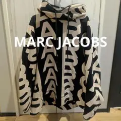 MARC JACOBS モノグラム オーバーサイズ スウェット パーカー XS MARC JACOBS モノグラム オーバーサイズスウェット パーカー - メルカリ
