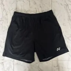 YONEX ブラックショートパンツ