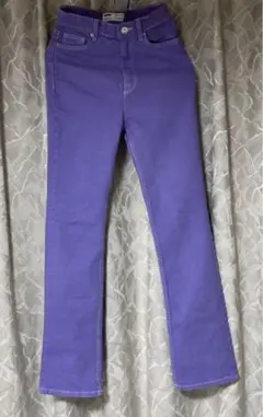 Item thumbnail for item dfb6589e-07ad-4184-b5ad-7d42da8f41c2