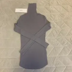 SOÉJU カシミヤ混タートルネックカットソー MIDDLE GRAY