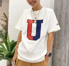 美品‼️UGG 半袖Tシャツ ホワイト ロゴプリントのサムネイル