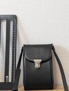 MUMU & CO.しまむらコラボ ブラック スマホショルダーバッグ