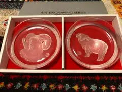 1000円お値下げ❗️HOYA 干支 レリーフ灰皿2枚セット 牛 柄