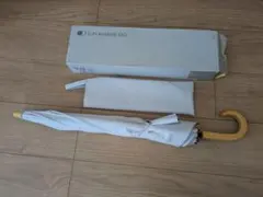 サンバリア100　折りたたみ日傘　木曲がり手元　ホワイト　2段折り