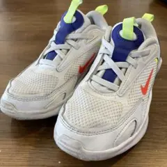 Nike エアマックスボルト　白　子供　20センチ　春靴