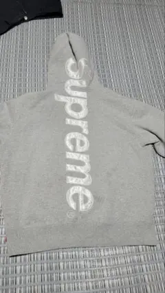 Supreme Satin Applique フーディ 22FW グレー