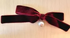 【値下げしました】リボン ヘアアクセサリー パールつき