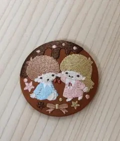 サンリオ 刺繍缶バッジ刺繍 リトルツインスターズ キキララ