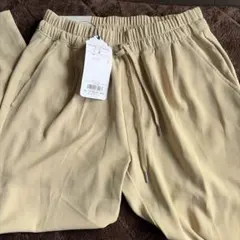 イージーテーパードパンツ