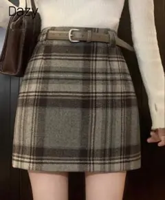 チェック柄ミニスカート ベージュとブラウンのサムネイル