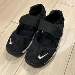 Nike エアリフト　キッズサンダル ブラック　22cm