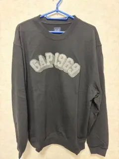 Gap 1969アーチロゴスウェットシャツ
