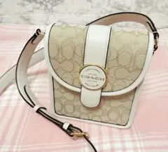 【美品】COACH ショルダーバッグ ベージュ/ホワイト
