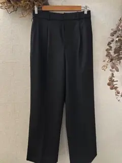 ユニクロ　タックワイドパンツ　ブラック　L