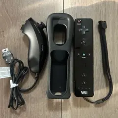 Wii Wii U リモコン　ヌンチャク　ブラック　動作確認済み　シリコンカバー