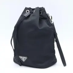 【未使用級】PRADA リナイロン　巾着ポーチ　ハンドストラップ付き　三角ロゴ