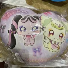キミとアイドルプリキュア 光るハート型クッション キャラクター付き