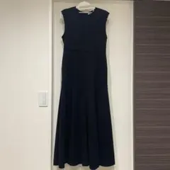 BEAUTY&YOUTH エコポリエステル ループフレアワンピース 黒