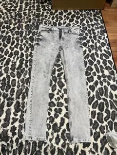 グレー スキニーデニム ウォッシュ加工