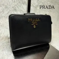✨美品✨ プラダ 二つ折り財布 メタルロゴ サフィアーノ レザー ブラック 黒