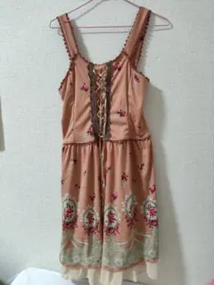 axes femme ジャンパースカート ローズ柄 レース