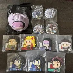 鬼滅の刃　一番くじ　カプセルトイ　缶バッジ　あにずきん　12点まとめ売り