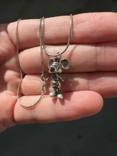 オフィシャル シルバー ミッキーマウスネックレス