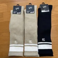 新品GU×アンダーカバーハイソックス3足セット25〜27ベージュネイビーのサムネイル