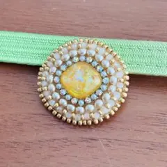 【帯留に可愛い】ビーズ刺繍アクセサリー【オレンジ・菱形】