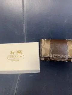 coach キーケース